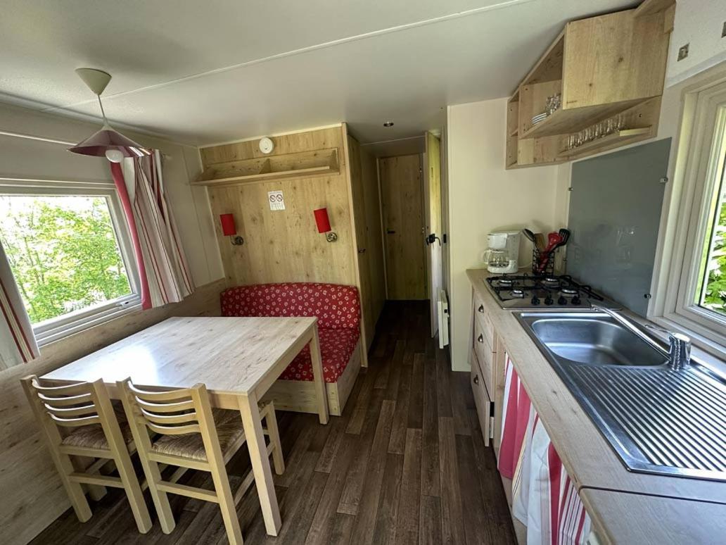 Camping La Sabliere Saint-Jans-Cappel Extérieur photo