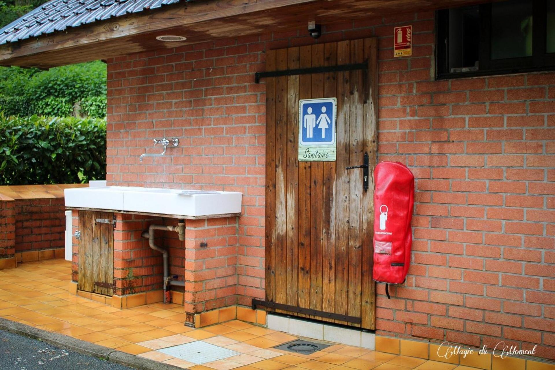 Camping La Sabliere Saint-Jans-Cappel Extérieur photo